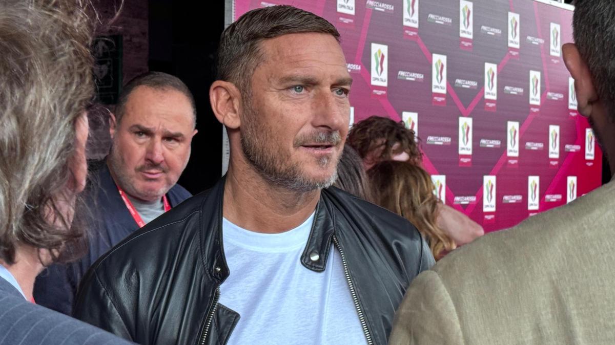 Totti si lancia nel basket, è il nuovo advisor della Maxima Roma
