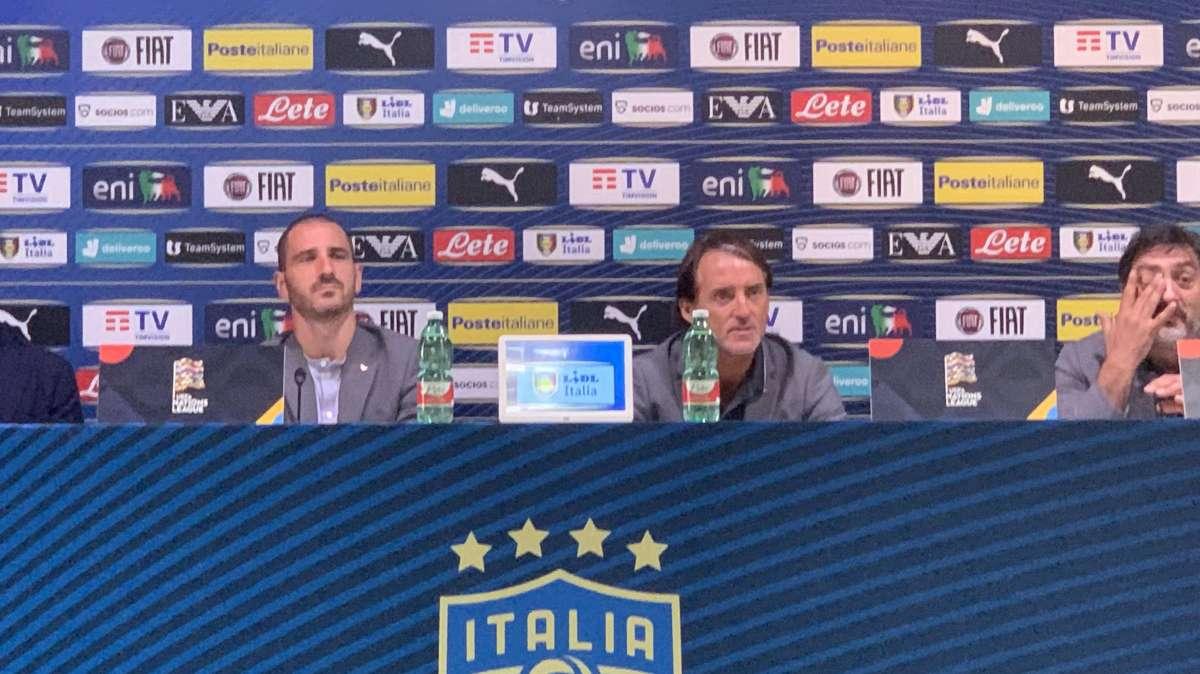 BONUCCI: "Gli inglesi hanno il coraggio di lanciare prima i giovani"