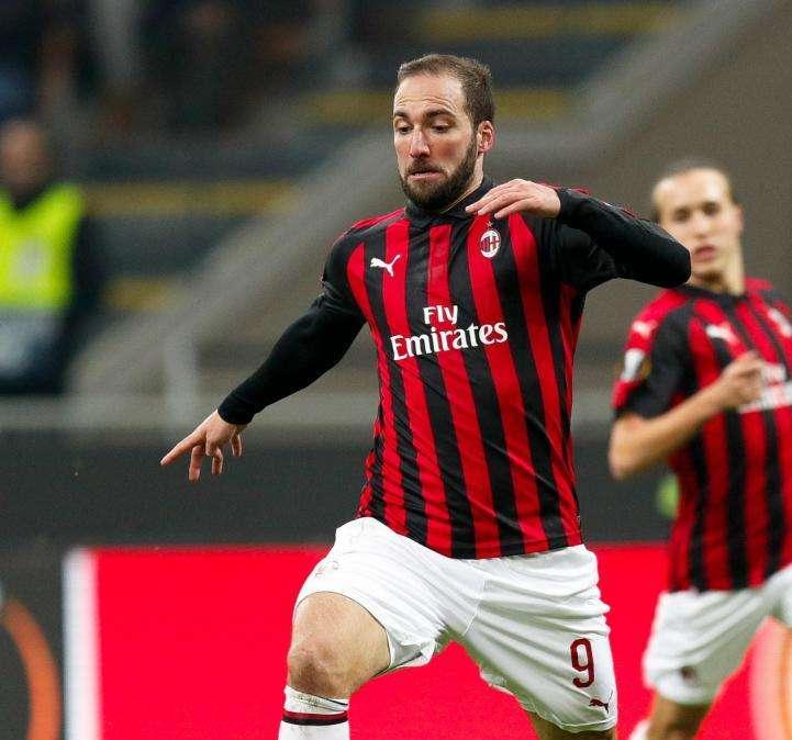 Gazzetta - La Juve non fa sconti al Milan per Higuain: 36 milioni o l'argentino torna a Torino 