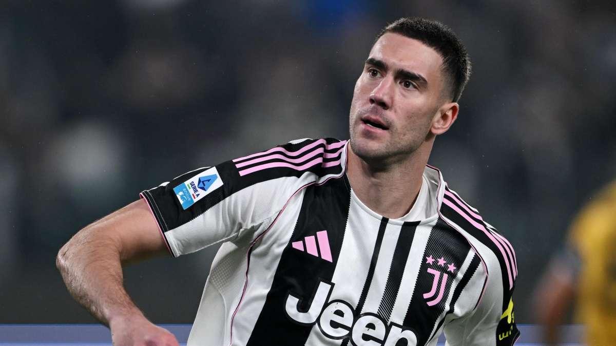 Vlahovic da record: solo Ronaldo e Higuaín meglio di lui nelle prime 20 in Champions con la Juve