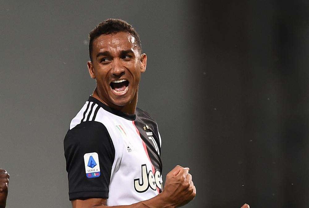 Danilo, l'uomo dei record: Liga, Premier e Serie A in bacheca, sono 21 i titoli vinti. E c'è la Champions...