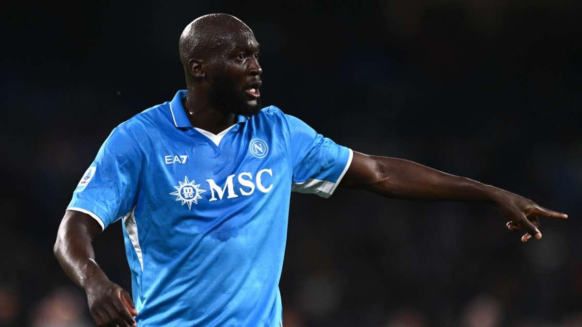 Napoli e Inter, ultimo valzer nella corsa scudetto. Conte e Inzaghi si affidano a Lukaku e Lautaro