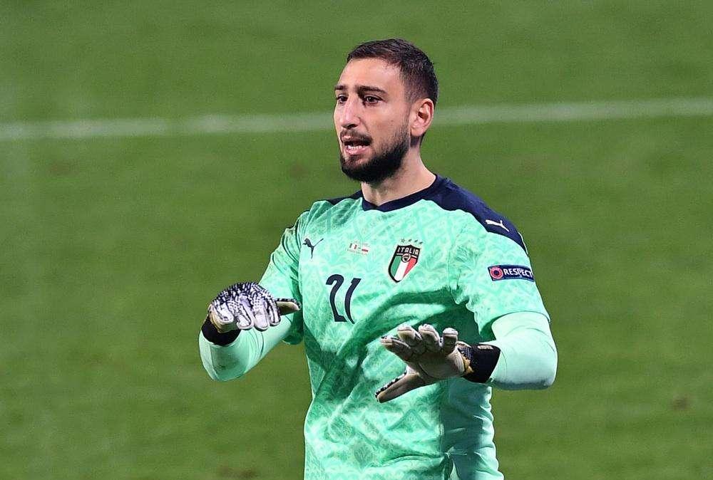 Sky - Milan, ottimismo su Donnarumma. C'è distanza con Calhanoglu