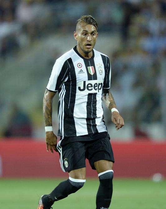 LIVE MERCATO - Pereyra al Watford per 13 mln bonus compresi. Ottimismo per il rinnovo di Bonucci. Oggi nuovi contatti per Cuadrado. Il suo agente potrebbe andare a Londra. Il Psg spara alto per Matuidi. Ultime su Brozovic, L. Gustavo e Zaza