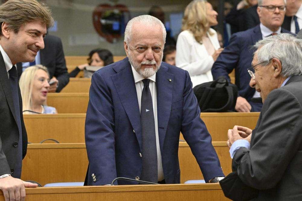 Napoli, De Laurentiis: "Barça vera squadra come noi"