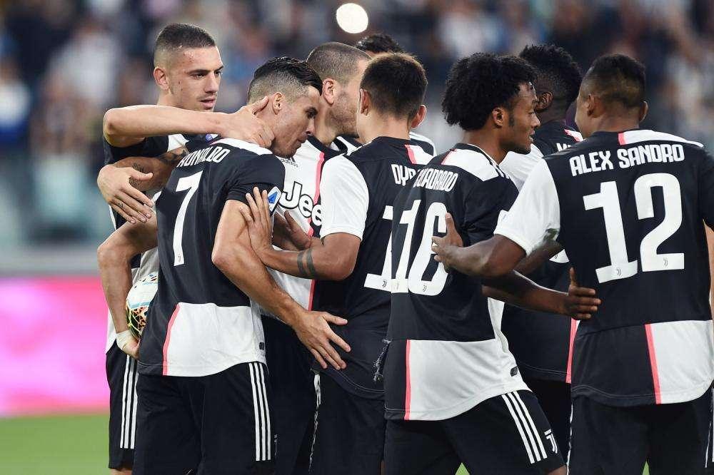 LIVE TJ - JUVENTUS-H. VERONA 2-1 - Apre Veloso, Ramsey e CR7 su rigore ribaltano