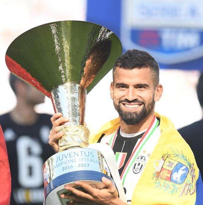 Gli eroi in bianconero: Tomás RINCÓN
