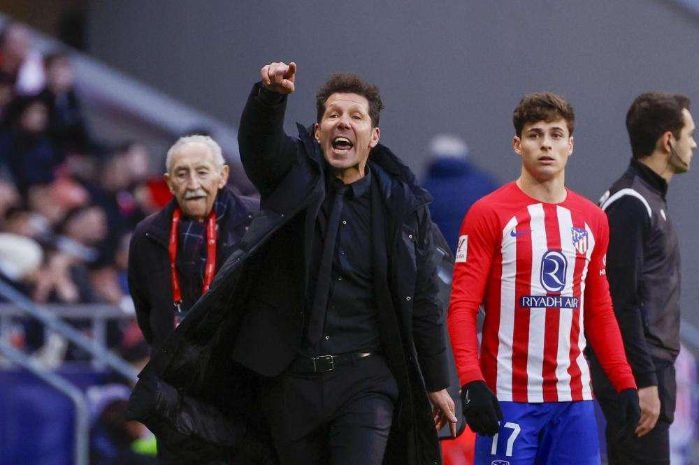 Atletico ko 2-0 a Cadice a 4 giorni da sfida con Inter