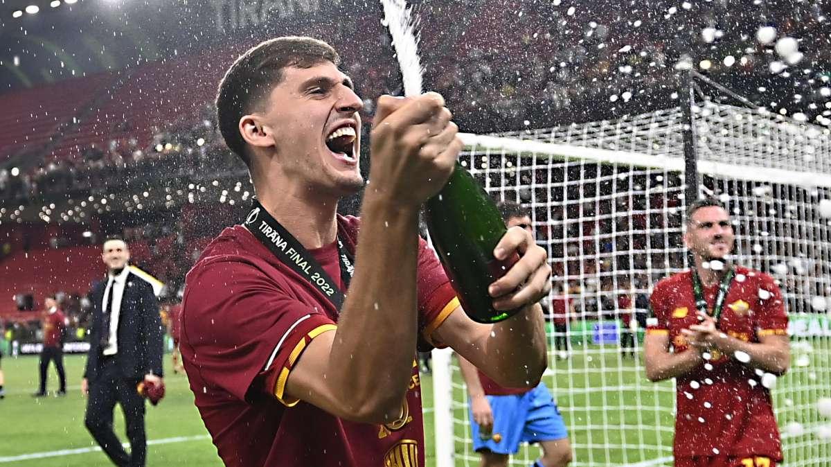 UFFICIALE - Sassuolo, colpo in entrata dalla Roma: ecco Matias Vina