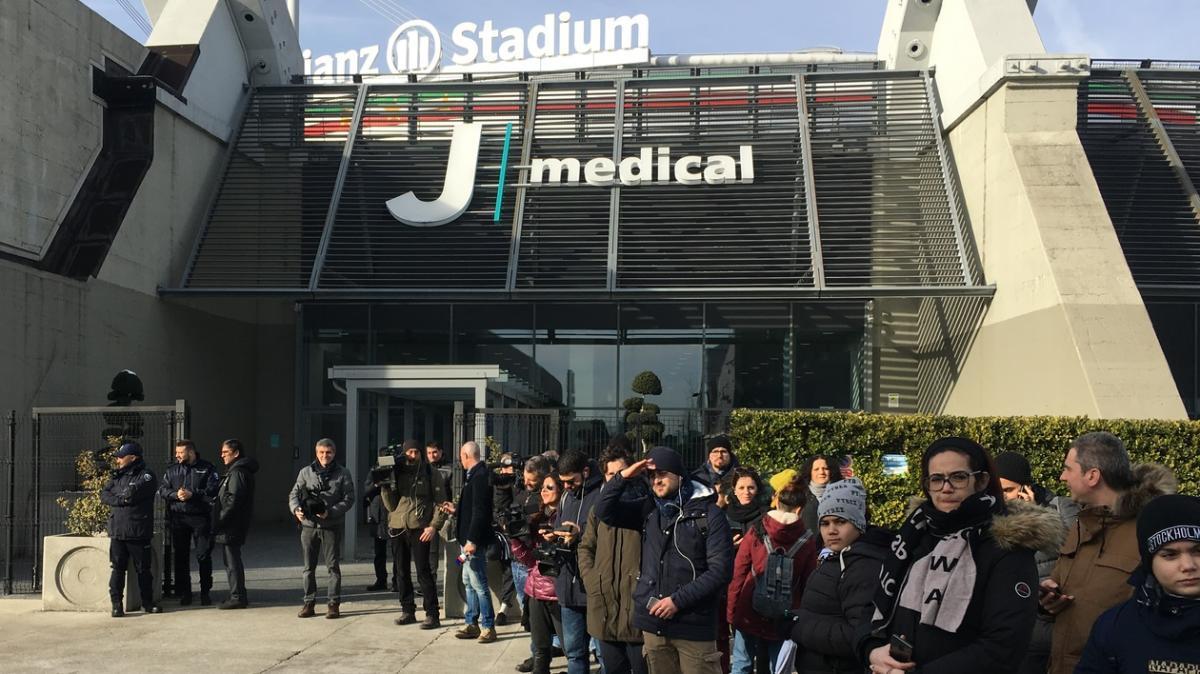 Raduno Juventus, nel video del club Thuram, Kalulu e Zhegrova al lavoro