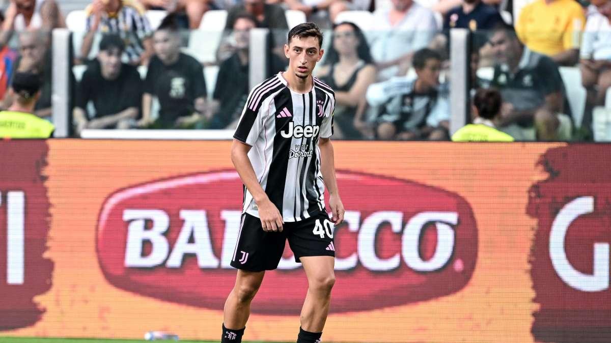 L’in bocca al lupo della Juventus a Rouhi che sarà impegnato con la Svezia U21