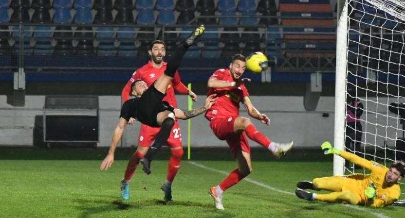 Serie C - Esordio vincente per Fontana, il Latina supera di misura il Monterosi
