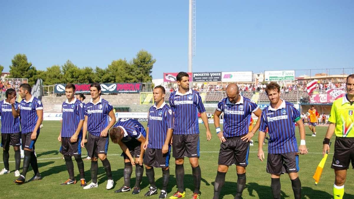 Latina-Brindisi, i precedenti: perfetta parità al Francioni