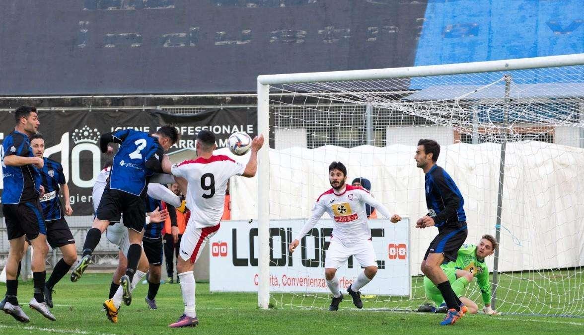 Monterosi-Latina, i precedenti: bilancio in assoluta parità