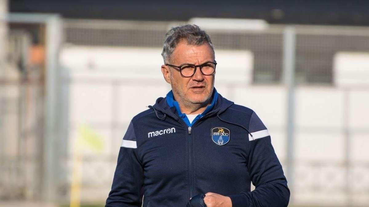 Latina, Di Napoli: "Lette tante cavolate. Voglio una squadra ignorante"