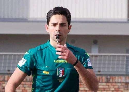 AZ Picerno-Latina, fischia Mirabella