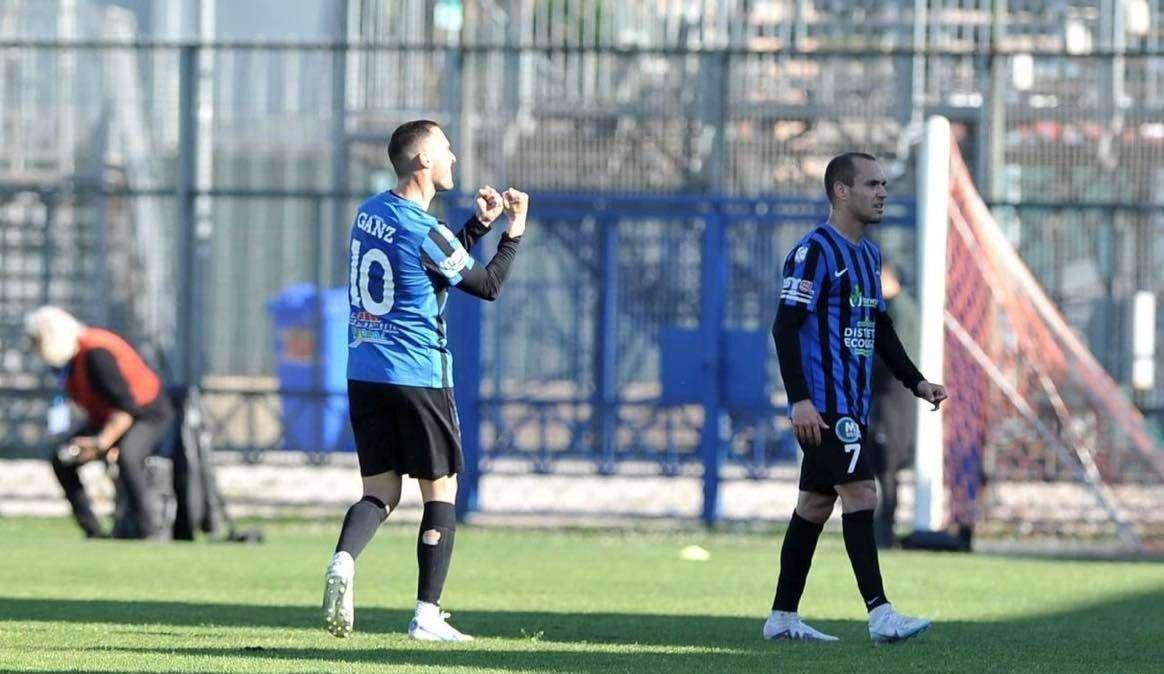 Latina-Crotone 2-2,le pagelle dei quotidiani