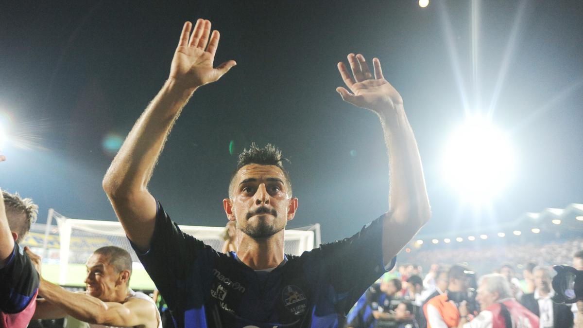 Jefferson dice addio al calcio tra le lacrime: "Non è così che avrei voluto finire"