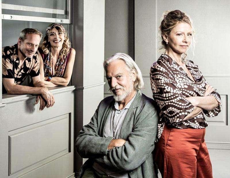 Castiglione, al Teatro Sociale sabato sera "Vicini di casa"