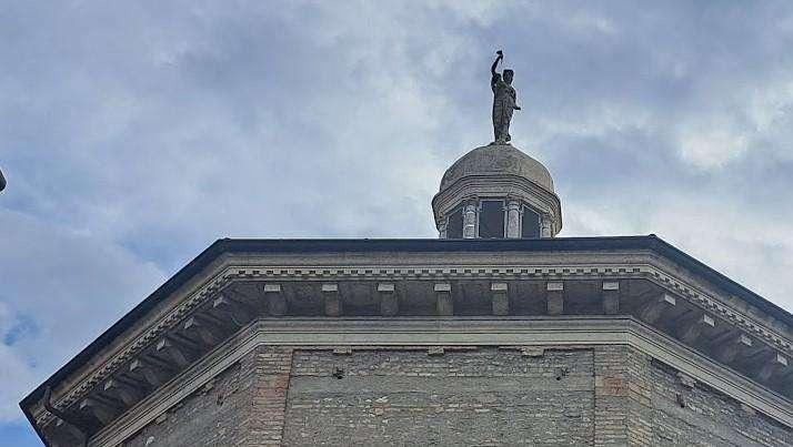 Castiglione, al Famedio omaggio alle nostre Forze Armate
