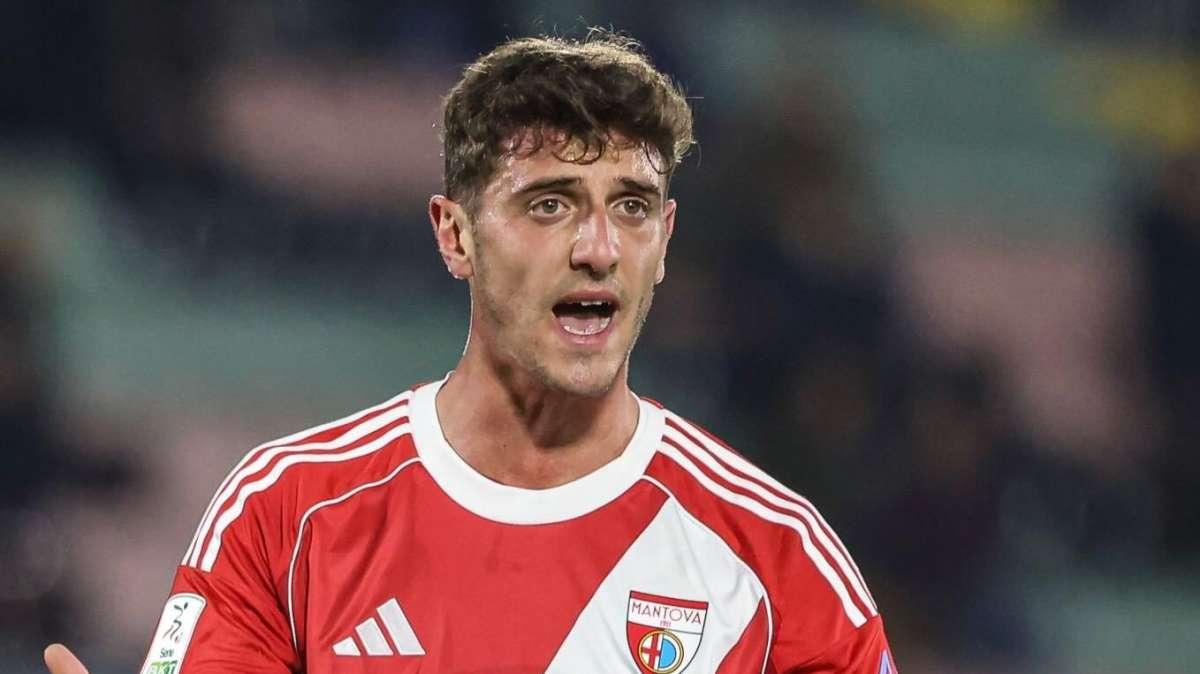 Carrarese-Mantova, le formazioni ufficiali: c'è Paoletti a centrocampo