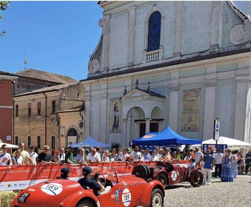 SPECIALE - Mille Miglia, volata finale: Controllo Timbro a Castiglione