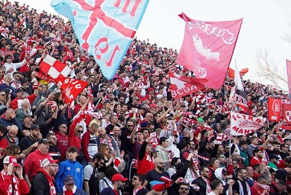 Trasferta Trento, si attendono sviluppi: tifosi biancorossi in città