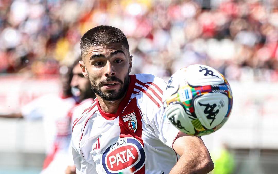 Marras, c'é il Pisa: contatti col Mantova ed ok del calciatore