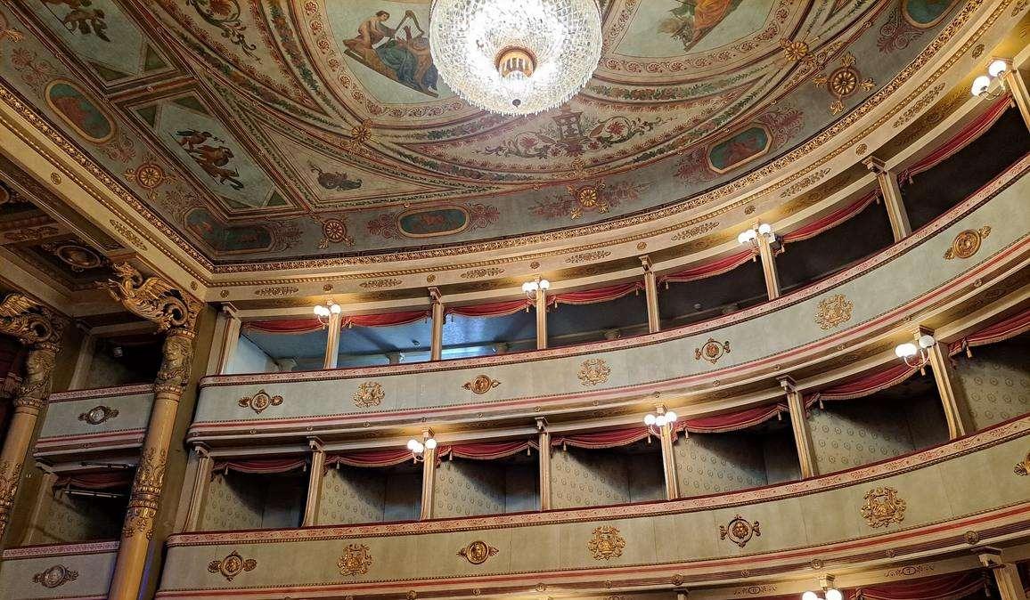 Teatro Sociale, una mostra fotografica per raccontarlo...