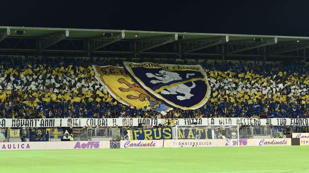 Frosinone, cresce l'attesa: stadio tutto esaurito ed entusiasmo alle stelle