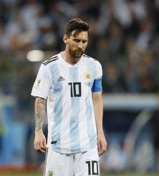 Corriere dello Sport: "Leo, esci su"