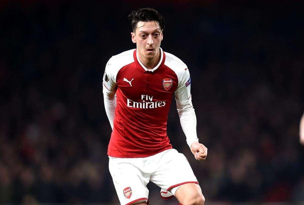 Özil: "La Germania fuori fa tanto male, ora servirà tempo"