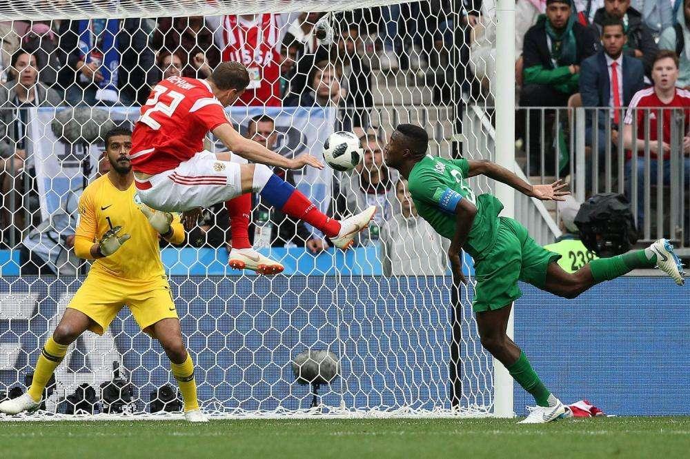 Girone A, risultati e marcatori: Uruguay in scioltezza, l'Arabia Saudita vince in extremis