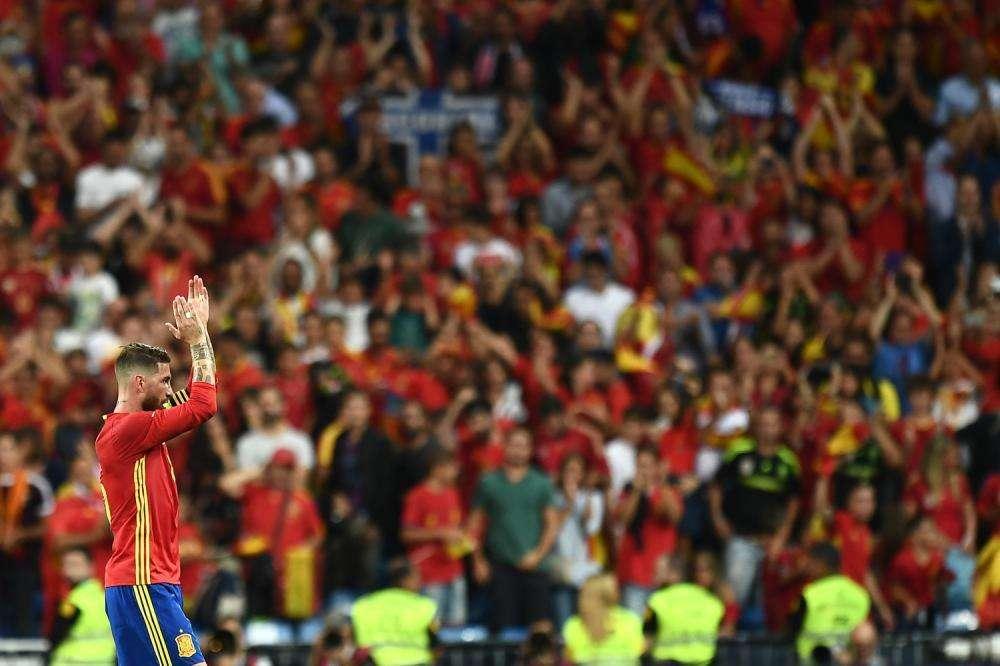 Spagna, niente goleada: una Roja sperimentale batte di misura la Tunisia