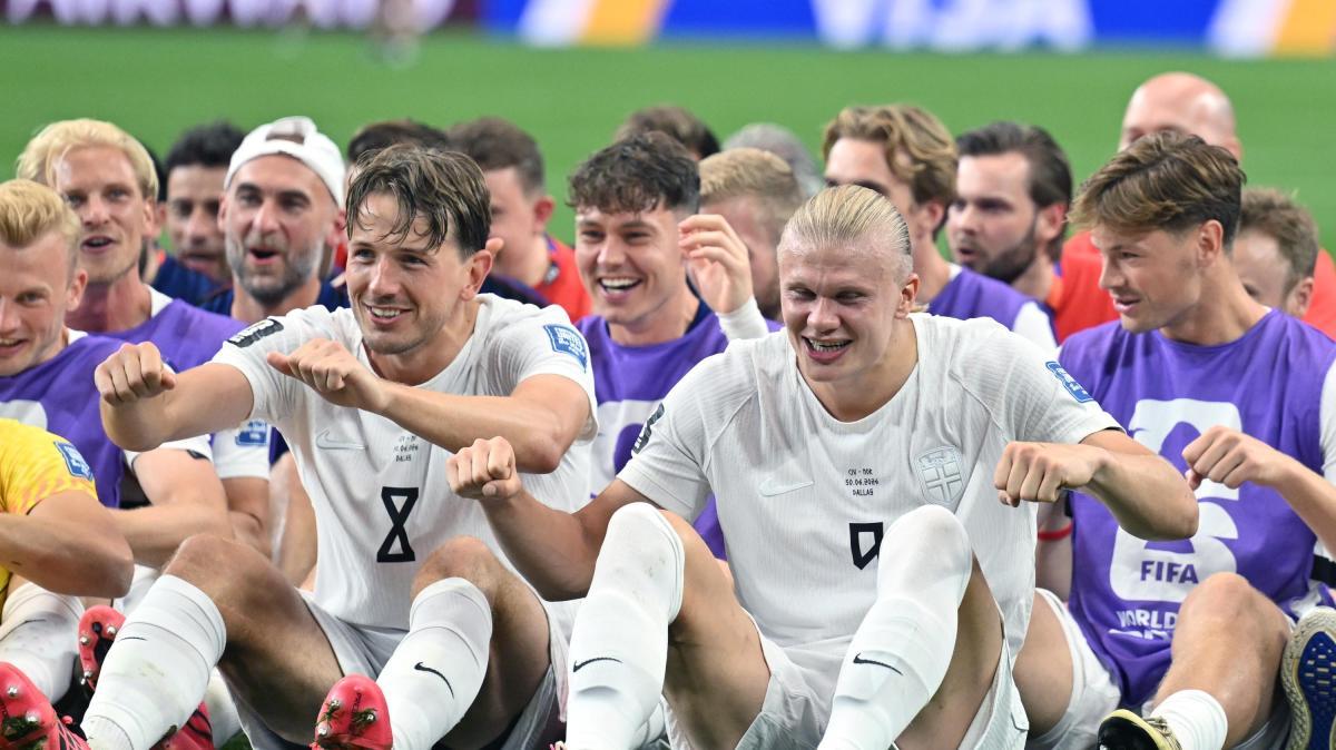 Haaland trascina la Norvegia agli ottavi, Mbappé non si ferma: avanza anche il Messico