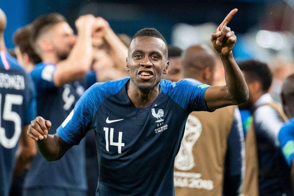 Francia, Matuidi ringrazia la famiglia: "È merito vostro"