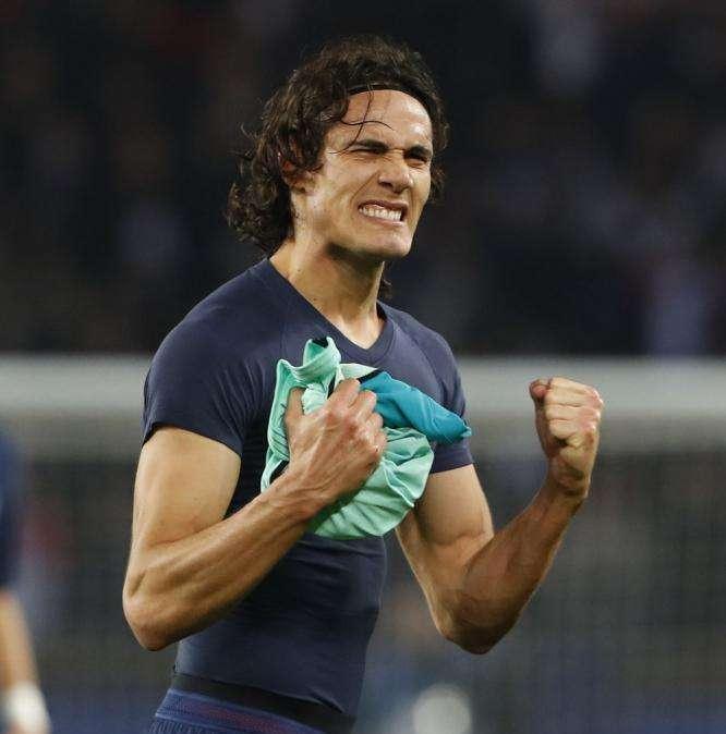 Uruguay, Cavani rischia: edema al muscolo sinistro