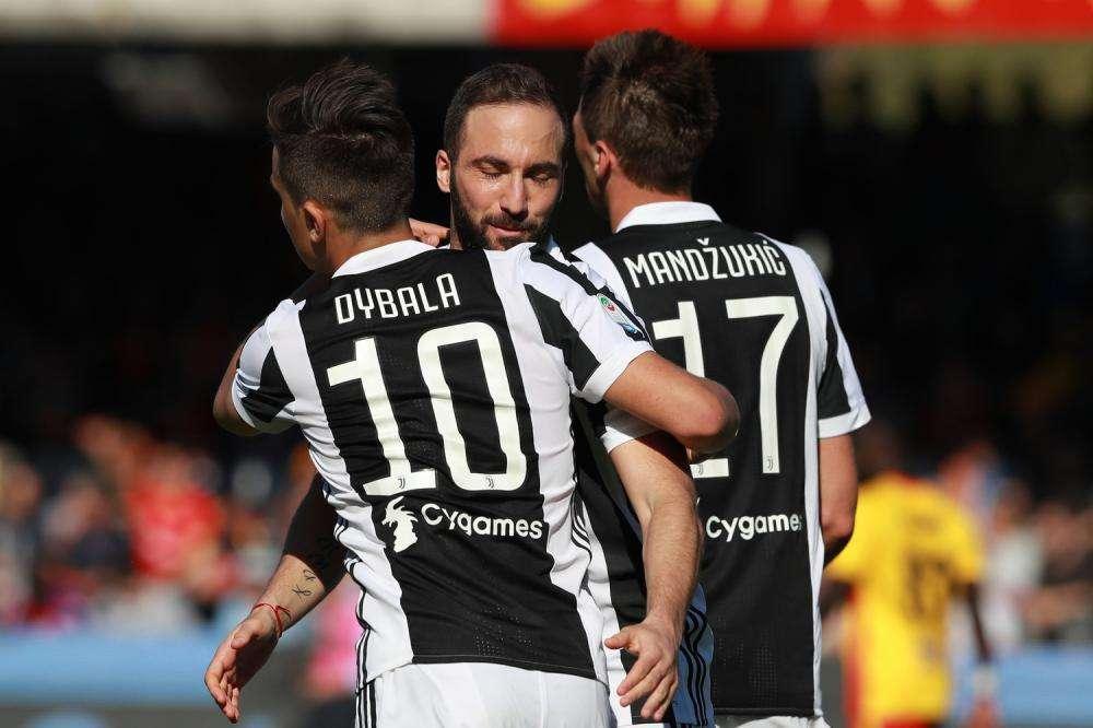 Argentina, tandem Higuain-Dybala anche in camera nel ritiro. E Messi col Kun