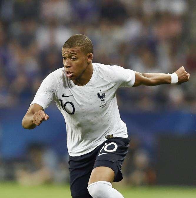 Dominio Francia in avvio: Perù sotto al 35', a segno Mbappé