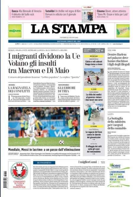 L'apertura de La Stampa: "Messi in lacrime: a un passo dall'eliminazione"