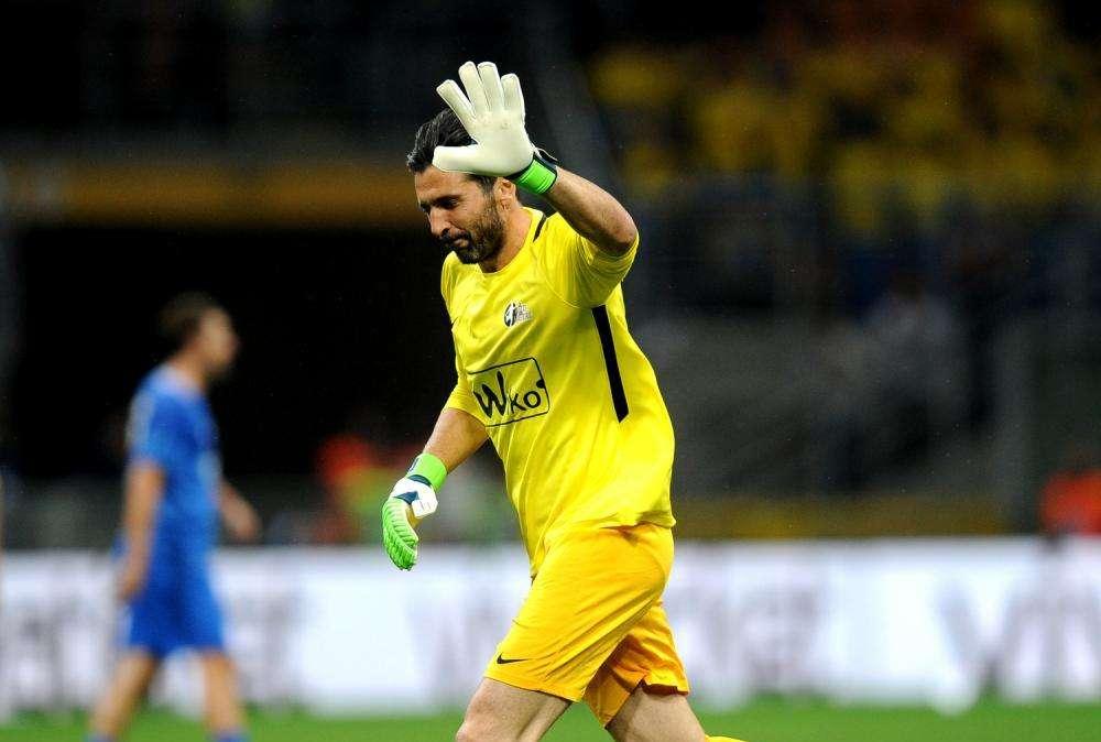 UFFICIALE - Gianluigi Buffon è il nuovo portiere del PSG 