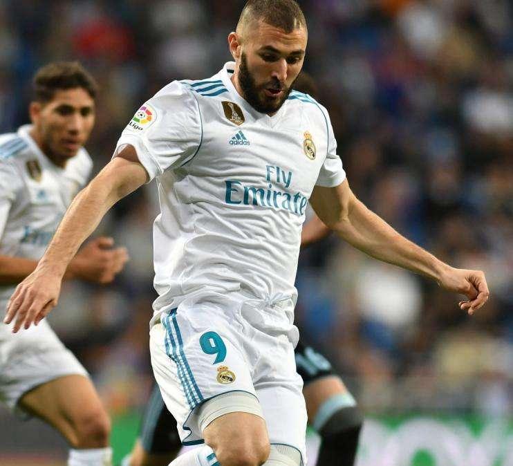 Francia, Benzema fuori dal Mondiale ma il Napoli lo vuole. Il Mattino: "Sogno azzurro"