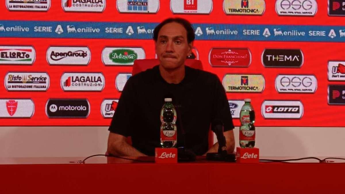 Mister Nesta in conferenza: "Sono molto deluso, sui tifosi penso..."