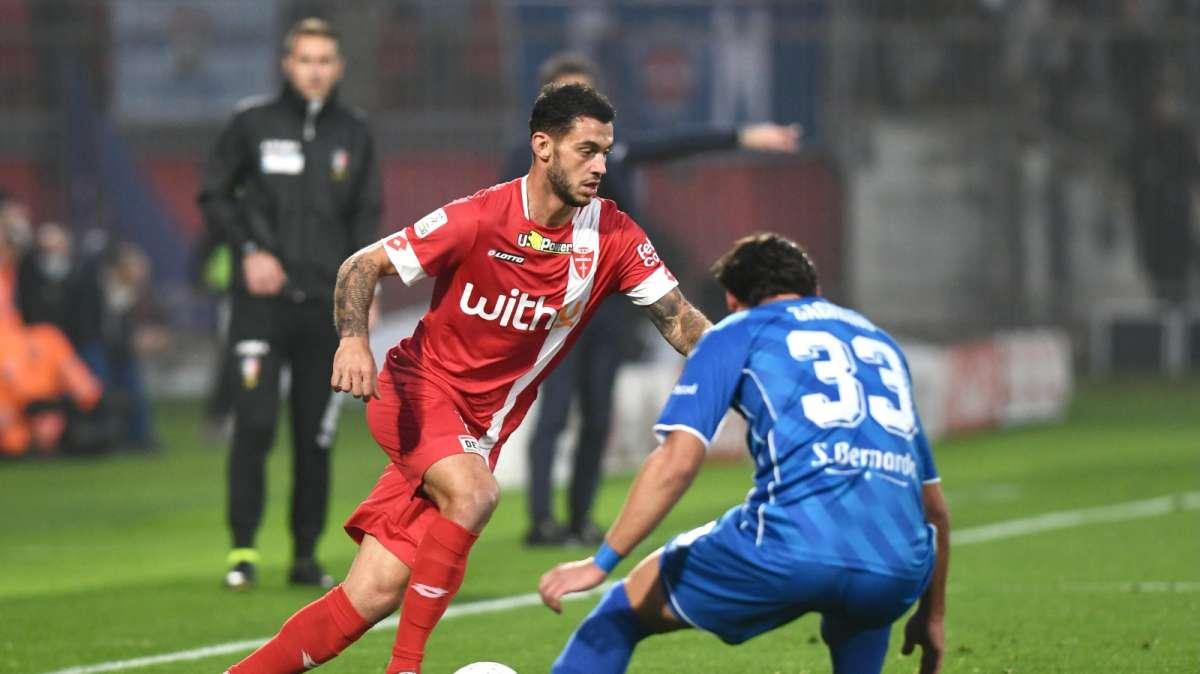CdS - Machin vanifica la rimonta Lariana, è il migliore insieme a Mota Carvalho