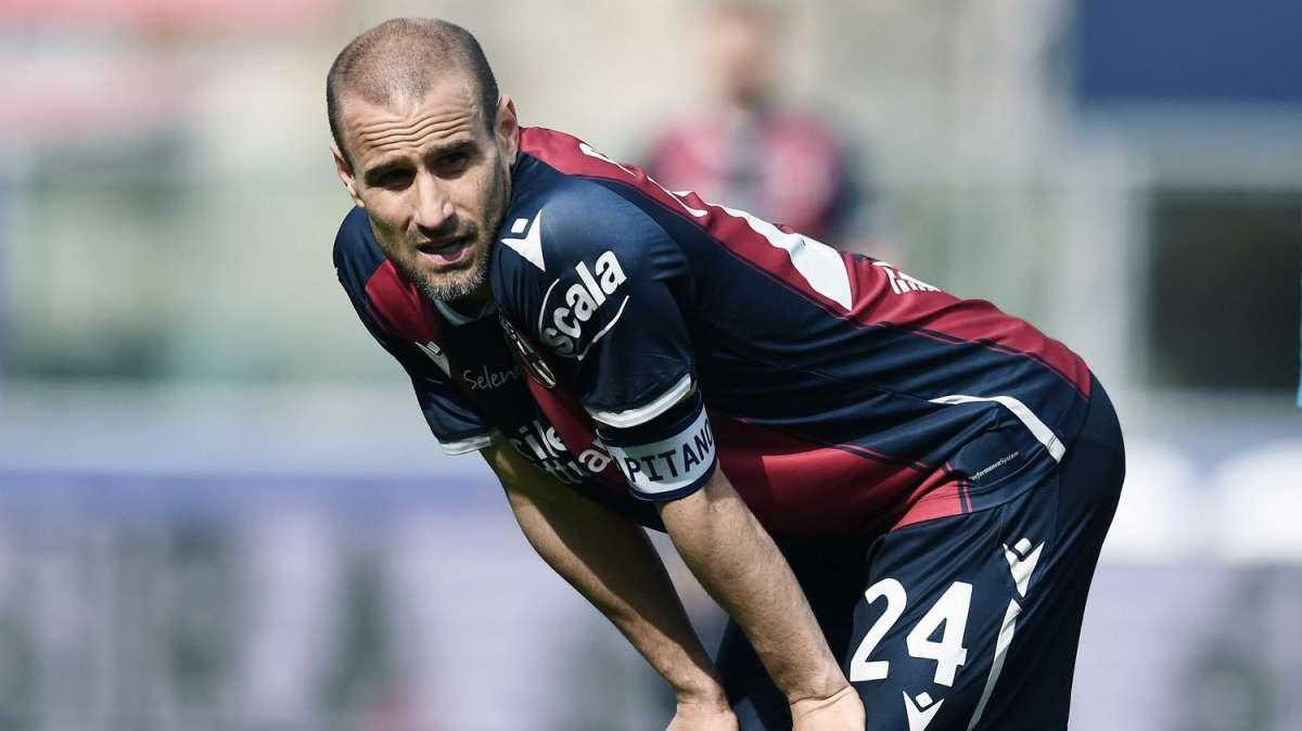 Bologna, Sabatini: "Se Palacio rimane, deve giocare". Il Monza s'avvicina