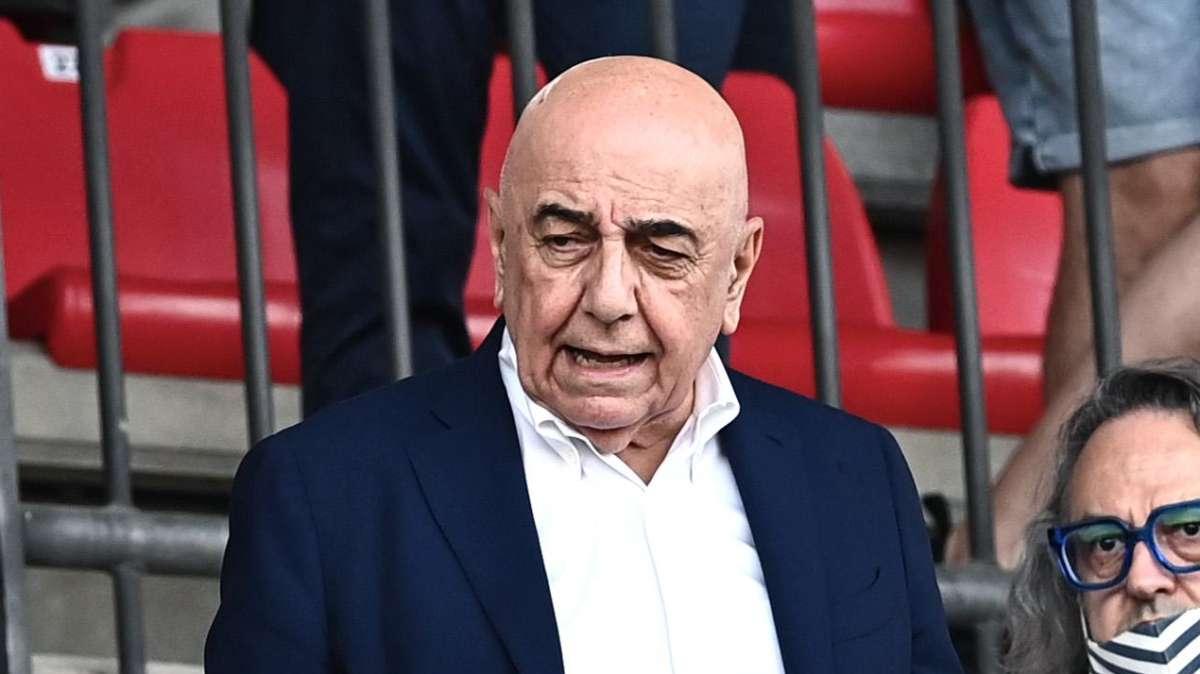 Galliani: "Siamo arrivati che non c'era niente, contro il Milan vediamo dove ci metteremo a sedere"