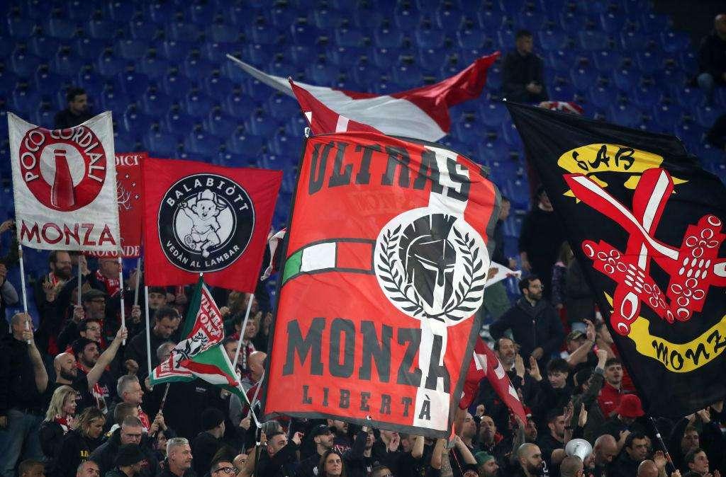 Monza, a Firenze la carica dei 700