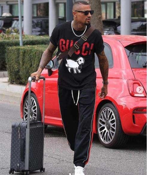 Boateng e la passione per l'Italia. l'unico fra le star internazionali a guidare una Fiat