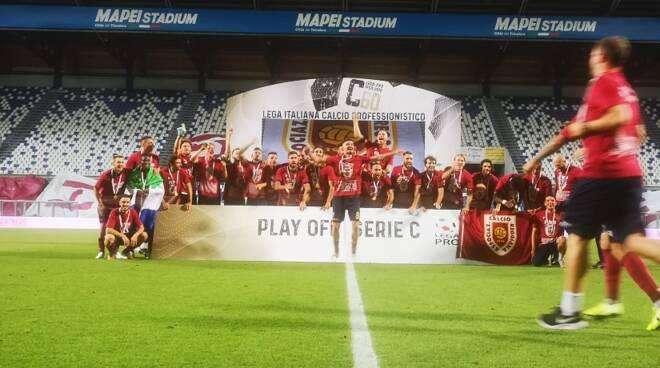 È la Reggiana l’ultima promossa in B: battuto il Bari nella finalissima playoff 