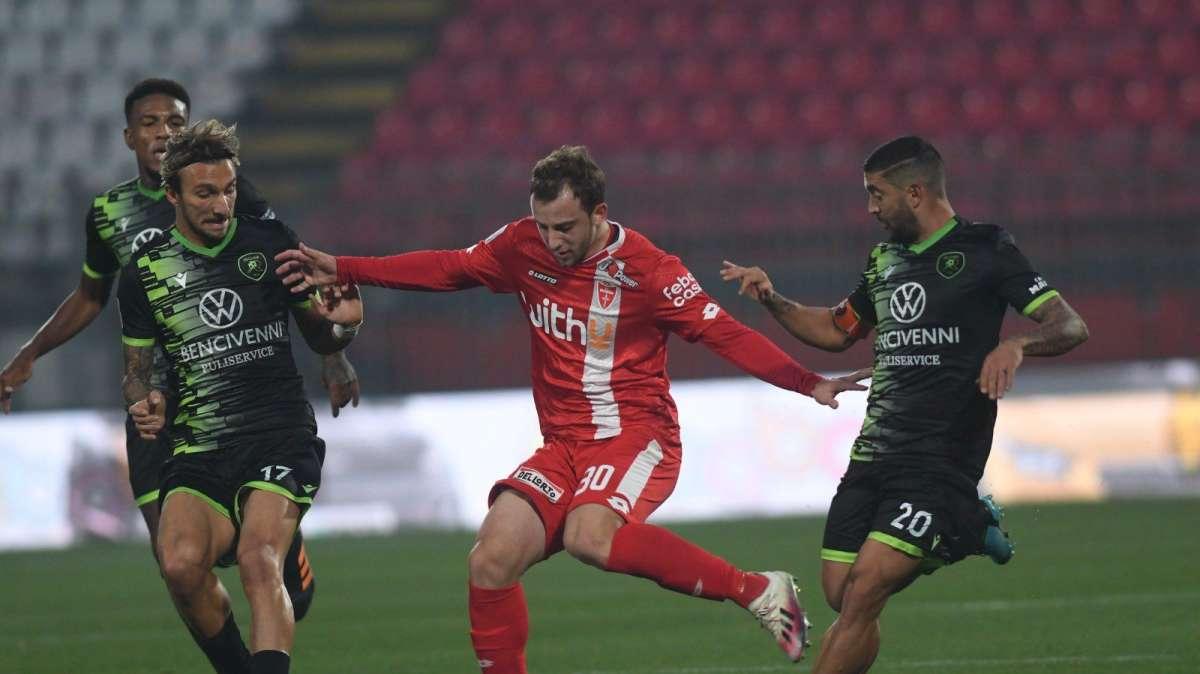 Carlos Augusto: "In casa vogliamo sempre vincere. Mi sono adattato in fretta al calcio italiano"
